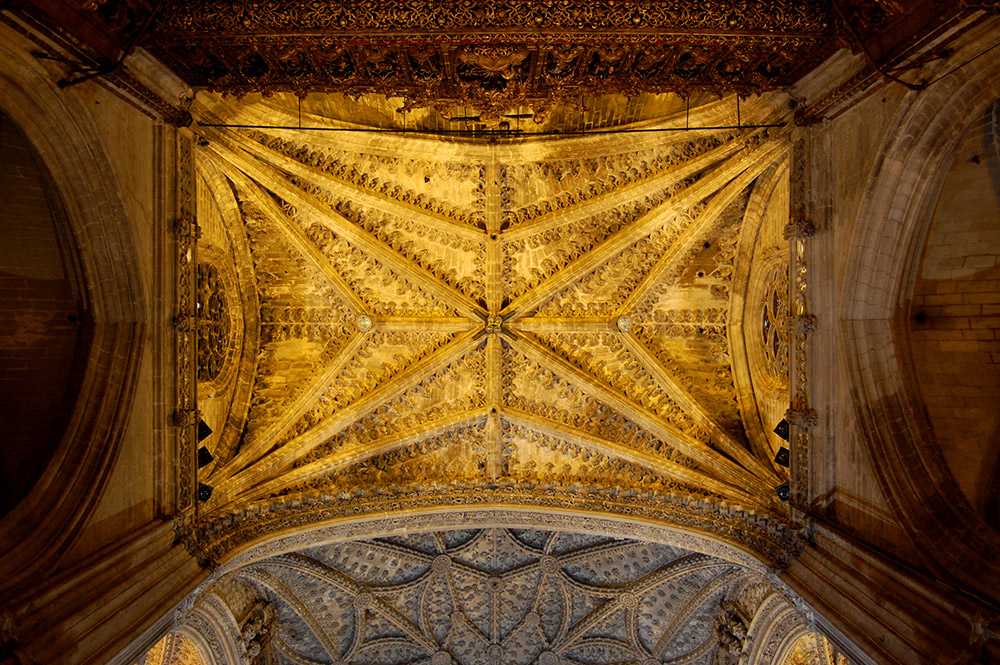 Crucero Catedral de Sevilla - Web Oficial // Seville Cathedral - Official Website