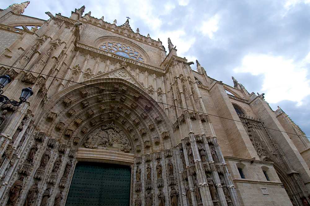 La Catedral Gótica: Retablo Coro, Capillas Laterales y Portadas - Catedral de Sevilla