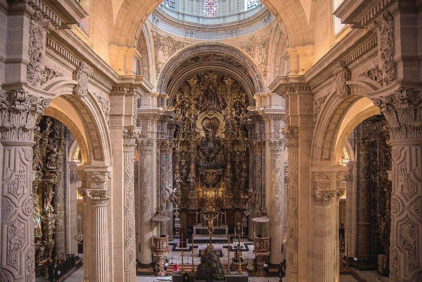 Datos de record en las visitas a La Iglesia de El Salvador - Web Oficial  Catedral de Sevilla