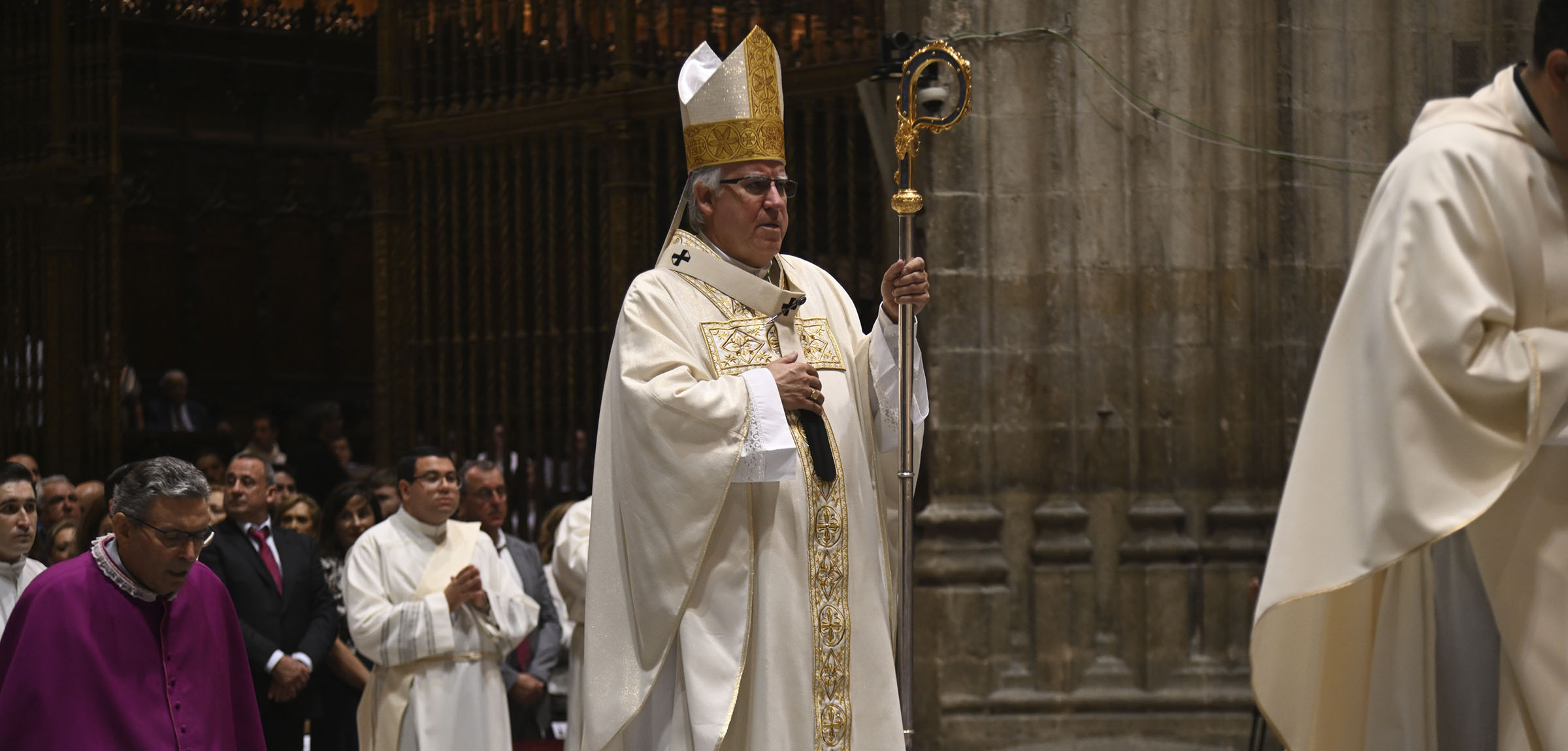 banner-catedral-2400x1150_0017_MAY_0016